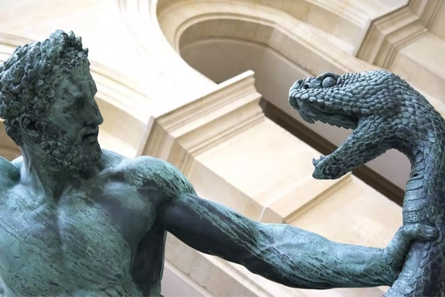 Visite Louvre Mythologie Secrets des dieux avec Paris Antoinette